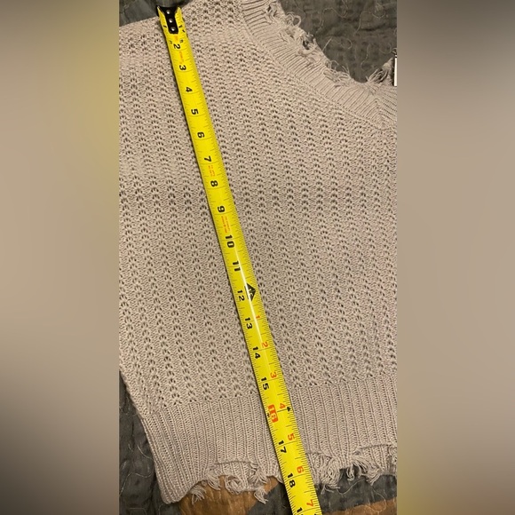 NEW! Rue21 Tattered Grey Sweater, L - Picture 5 of 5